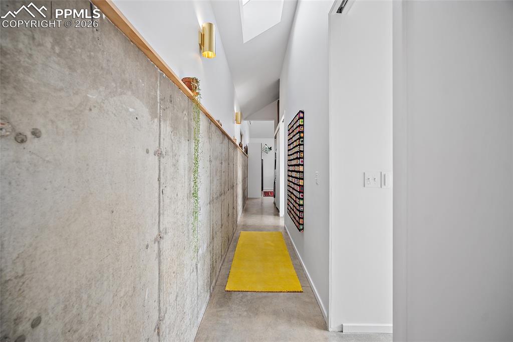 Image 21 of 50: Gorgeous Leathered Granite countertops.