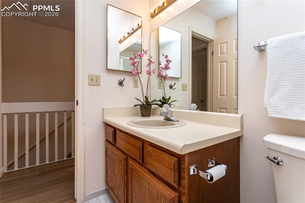 Image 27 of 49: Bathroom