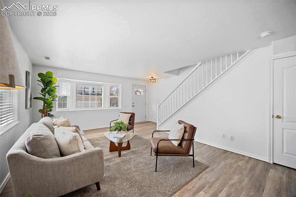 Image 4 of 22: Living Room