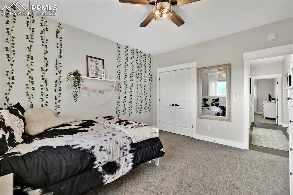 Image 25 of 36: Bedroom 3