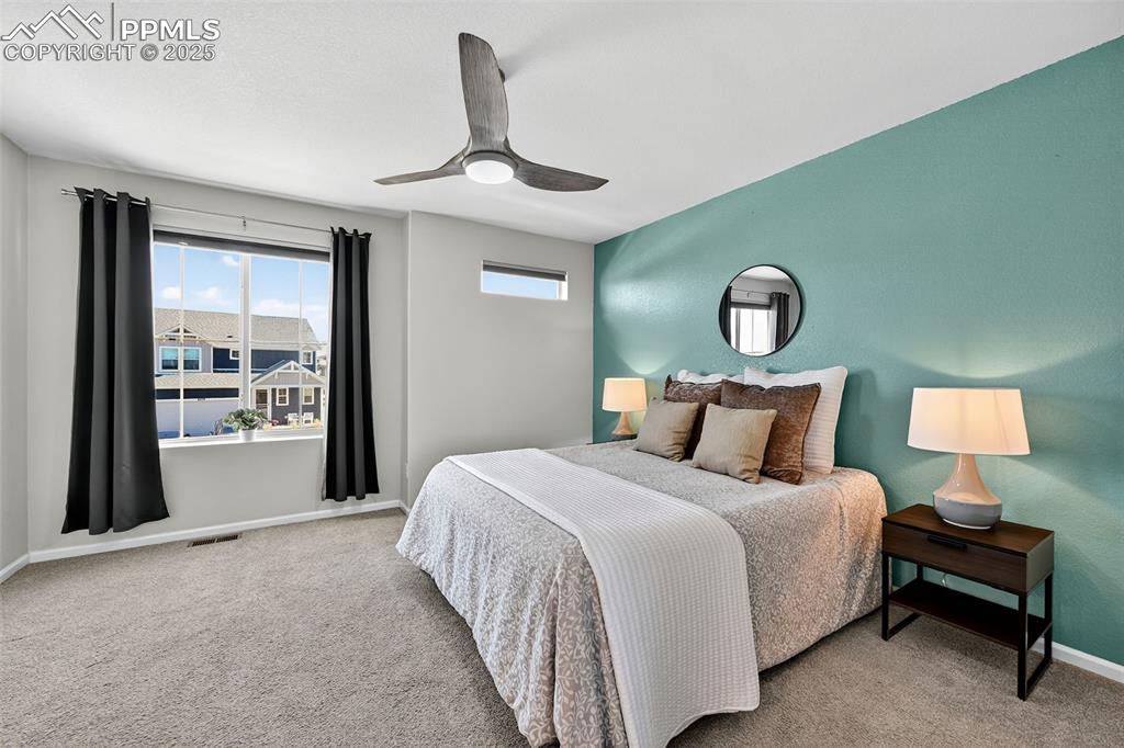 Image 11 of 32: UPPER LEVEL PRIMARY BEDROOM 