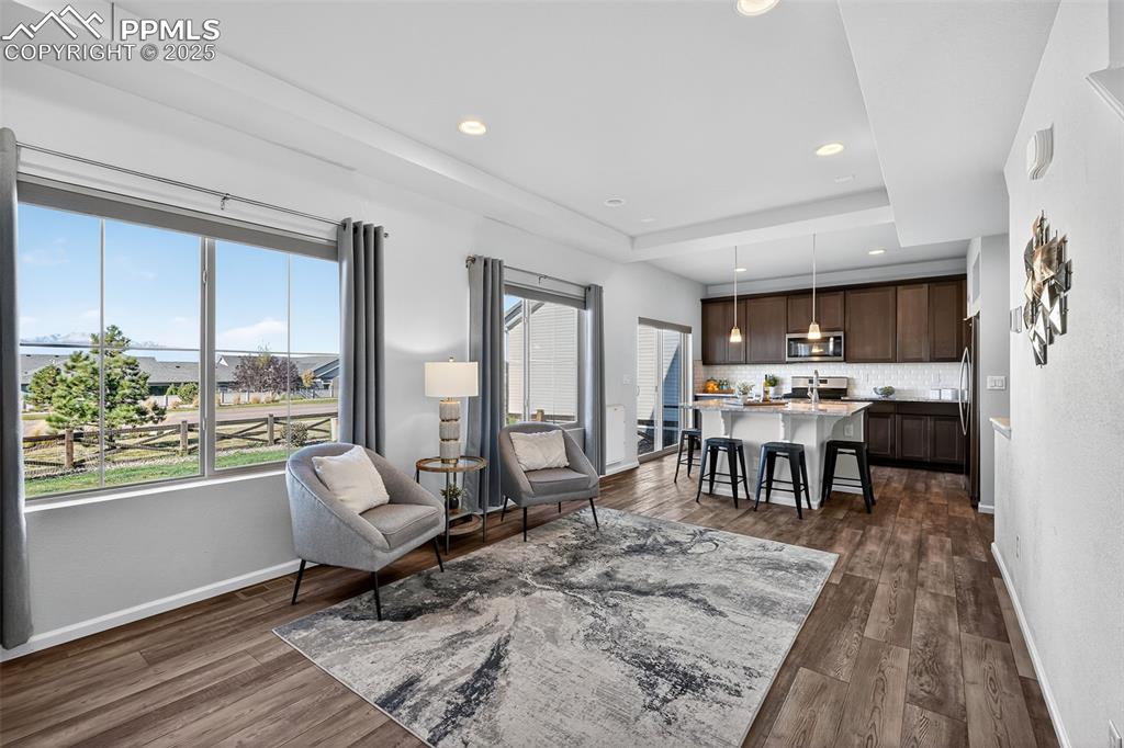 Image 5 of 32: SPACIOUS GREAT ROOM