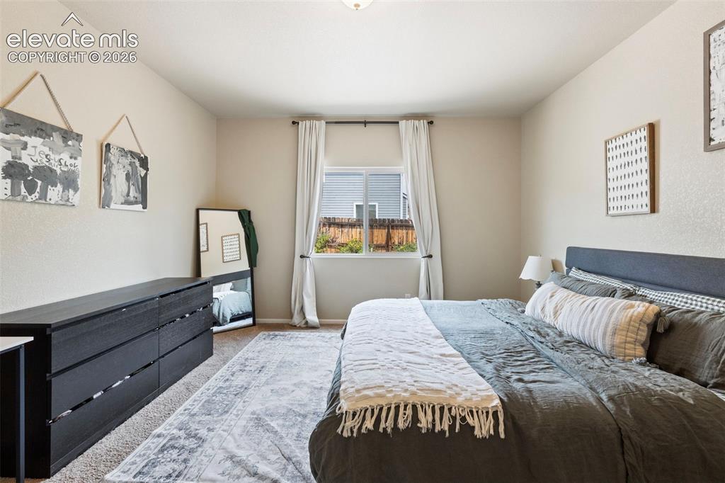 Image 12 of 27: Bedroom
