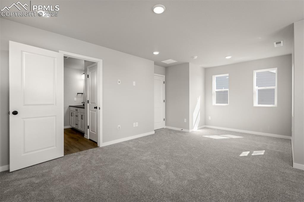 Image 16 of 31: Master Bedroom