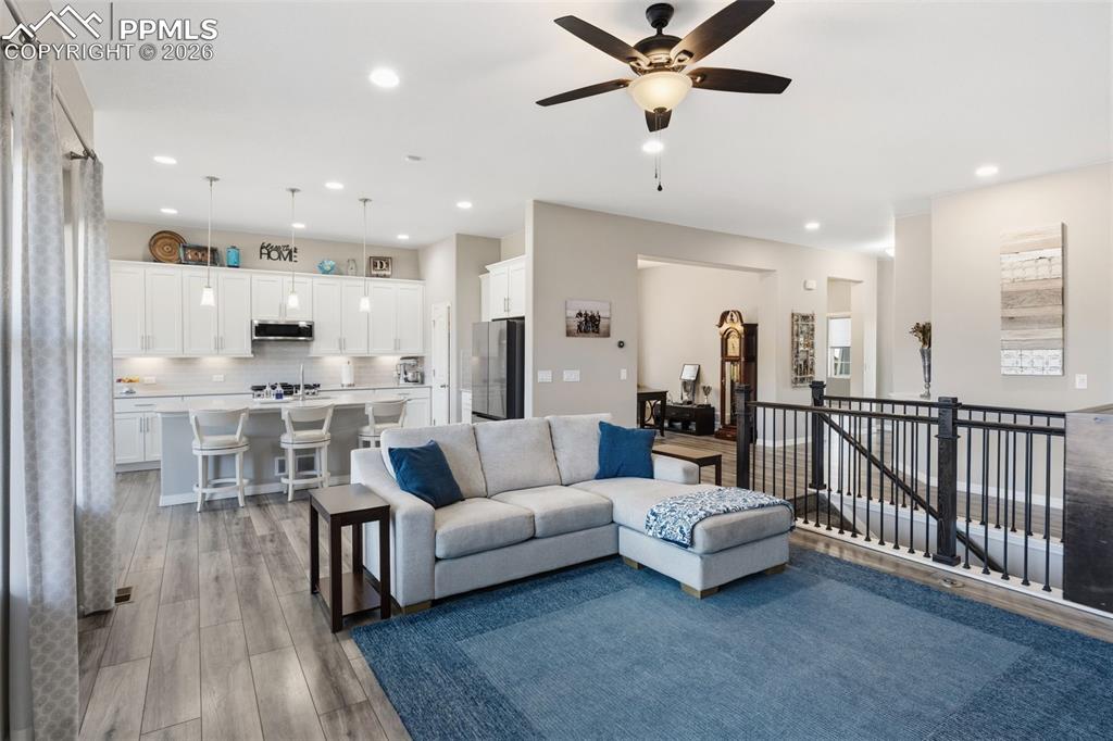 Image 11 of 45: Living Room