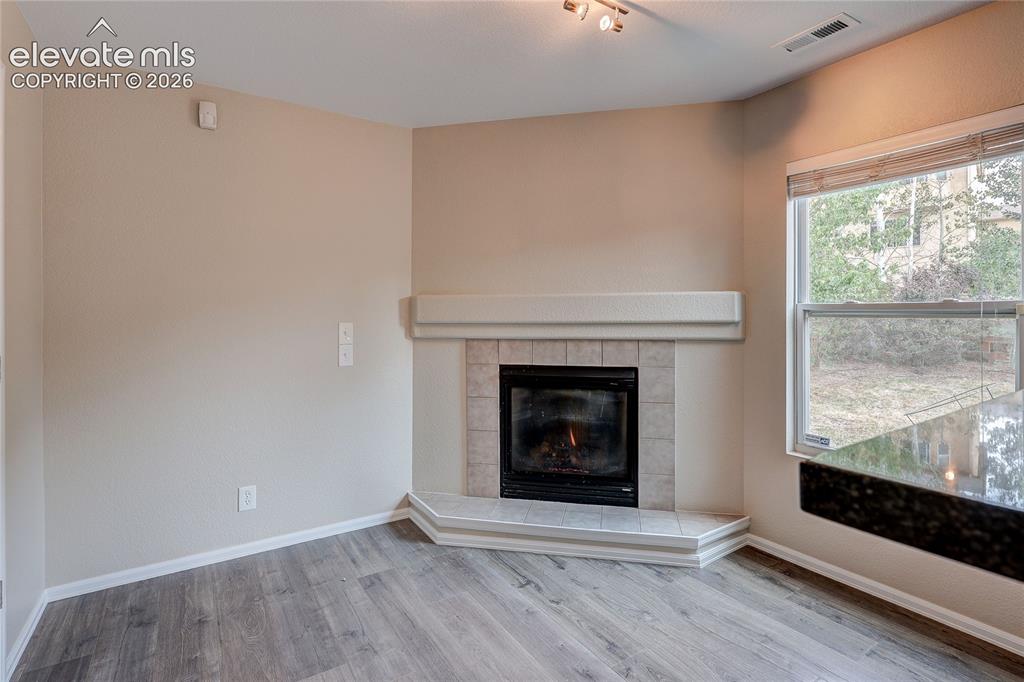 Image 16 of 42: Family Room