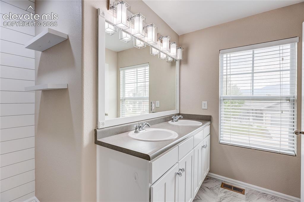 Image 31 of 42: Master Bathroom