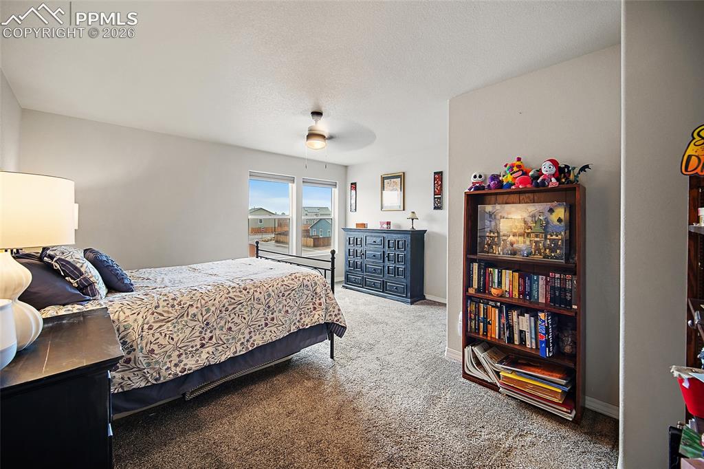 Image 16 of 28: Primary Bedroom