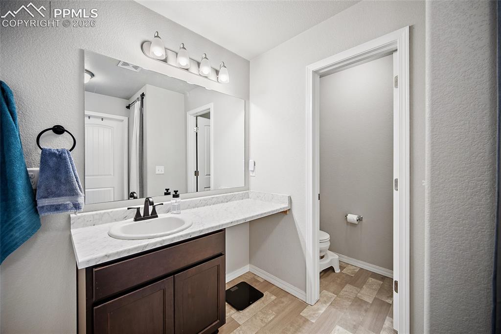 Image 18 of 28: Primary Bathroom