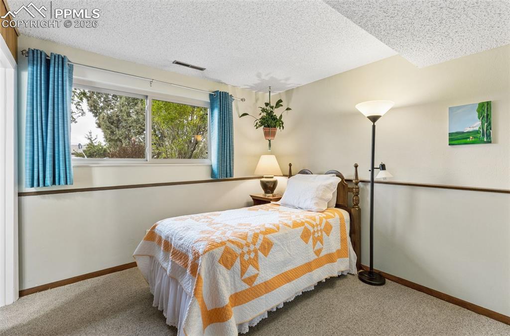 Image 20 of 34: Bedroom