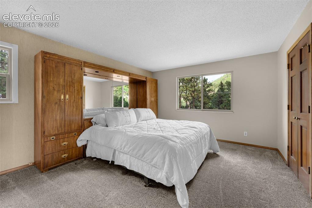 Image 22 of 49: Bedroom