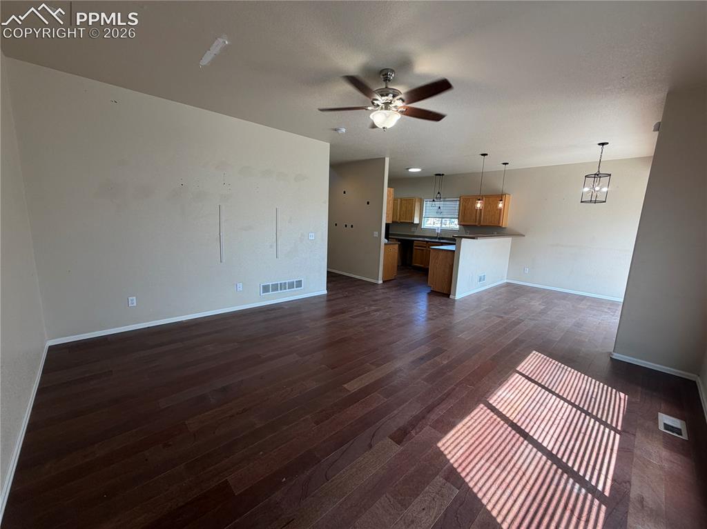 Image 6 of 29: Living Room