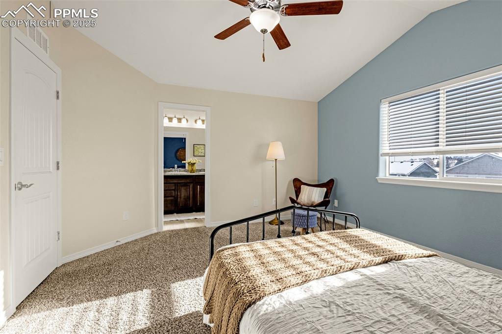 Image 16 of 40: Bedroom