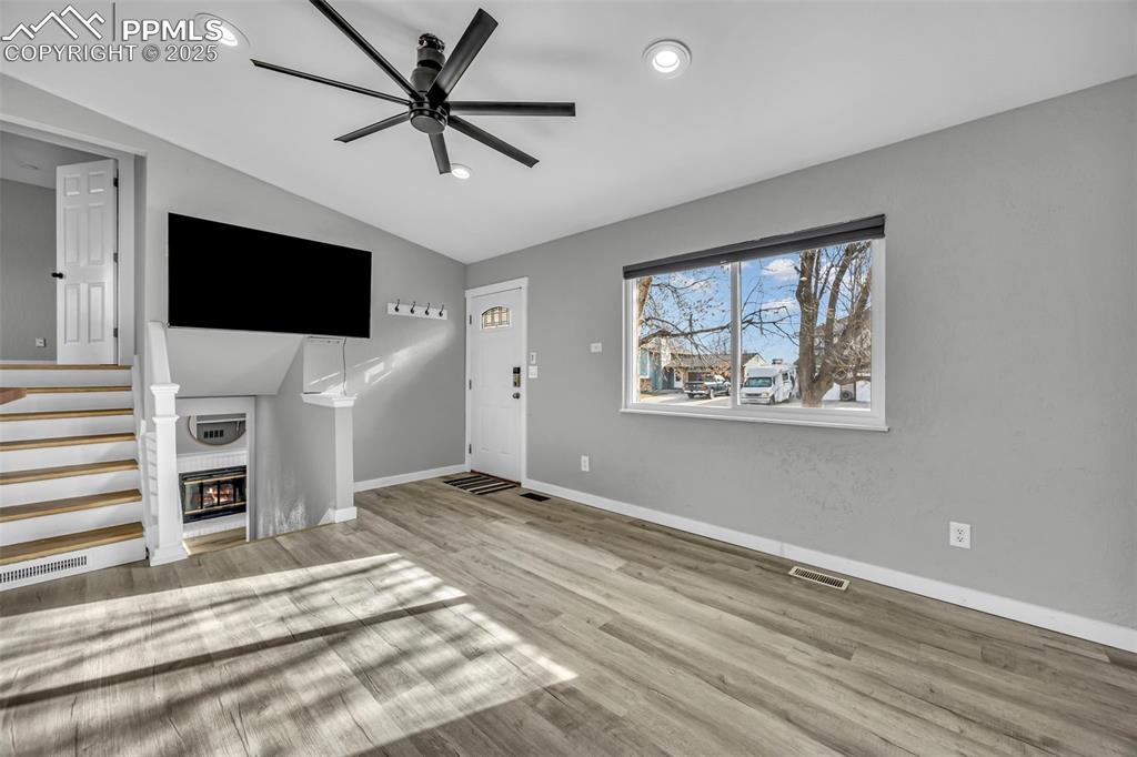 Image 8 of 33: Living Room