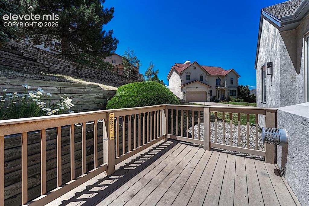 Image 4 of 48: Deck