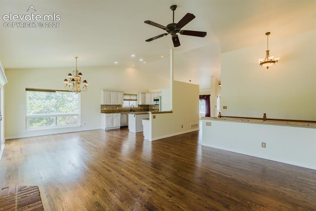 Image 15 of 43: Living Room