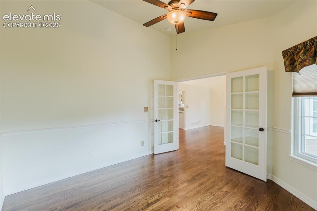 Image 9 of 43: Office