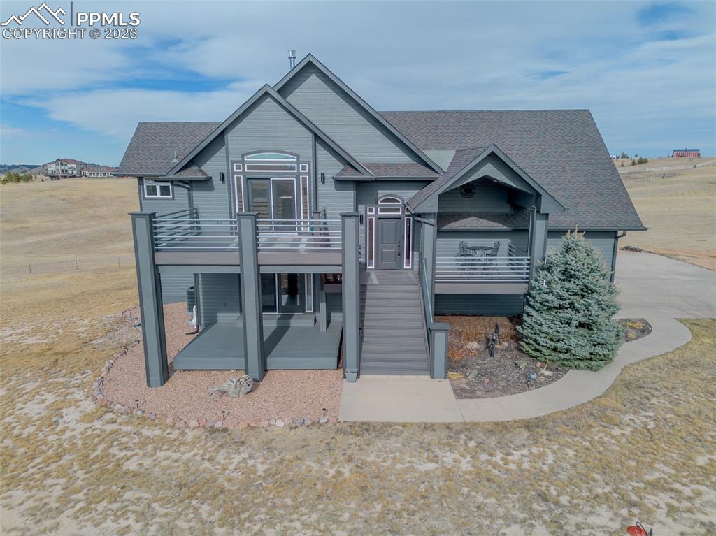 Image 6 of 50: Front of Structure