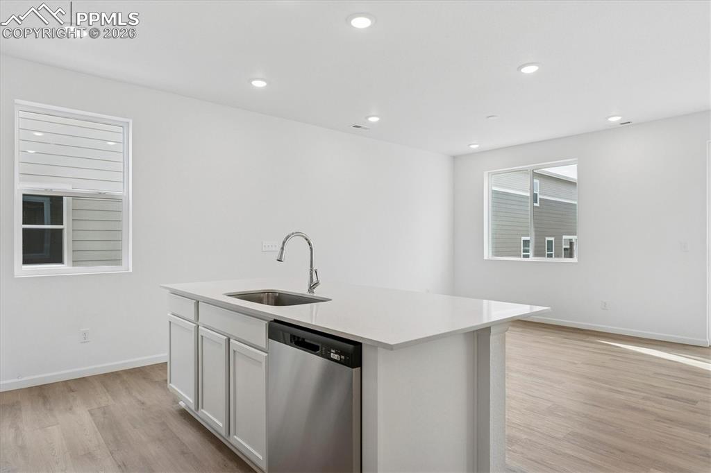 Image 5 of 21: No Description Available