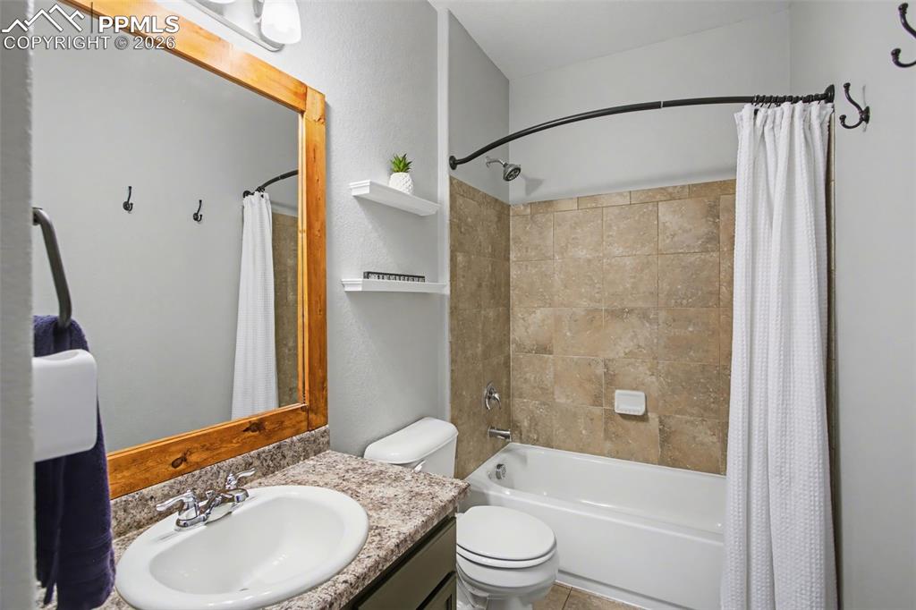 Image 36 of 43: No Description Available