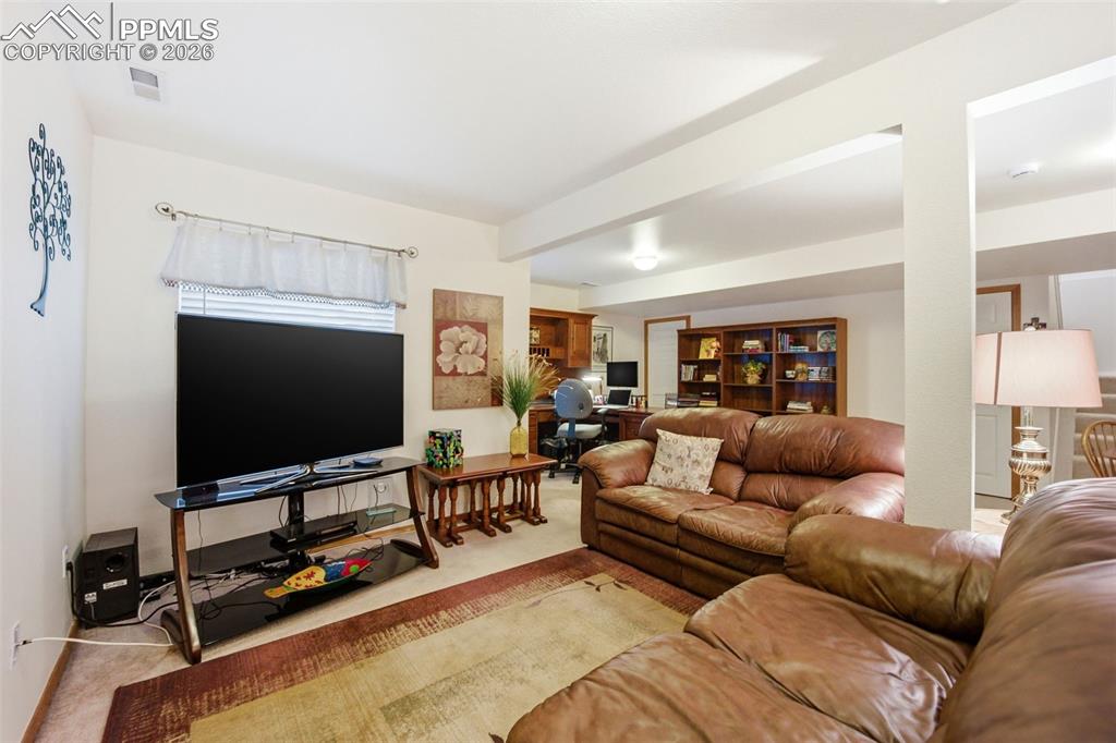 Image 25 of 42: Family Room
