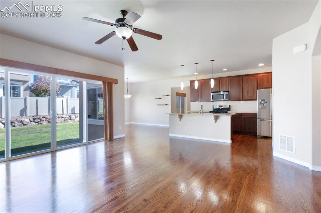 Image 3 of 45: Living Room