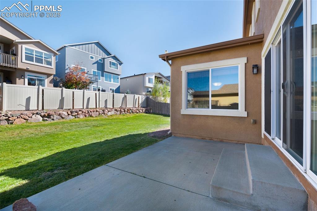 Image 37 of 45: Patio