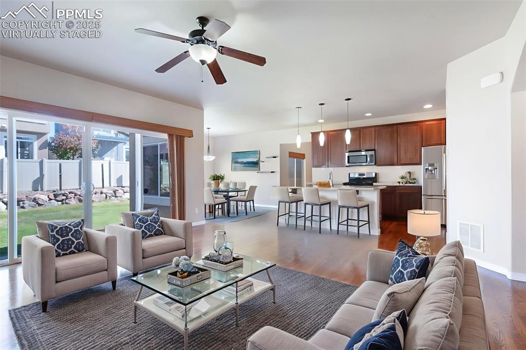 Image 4 of 45: Virtually staged