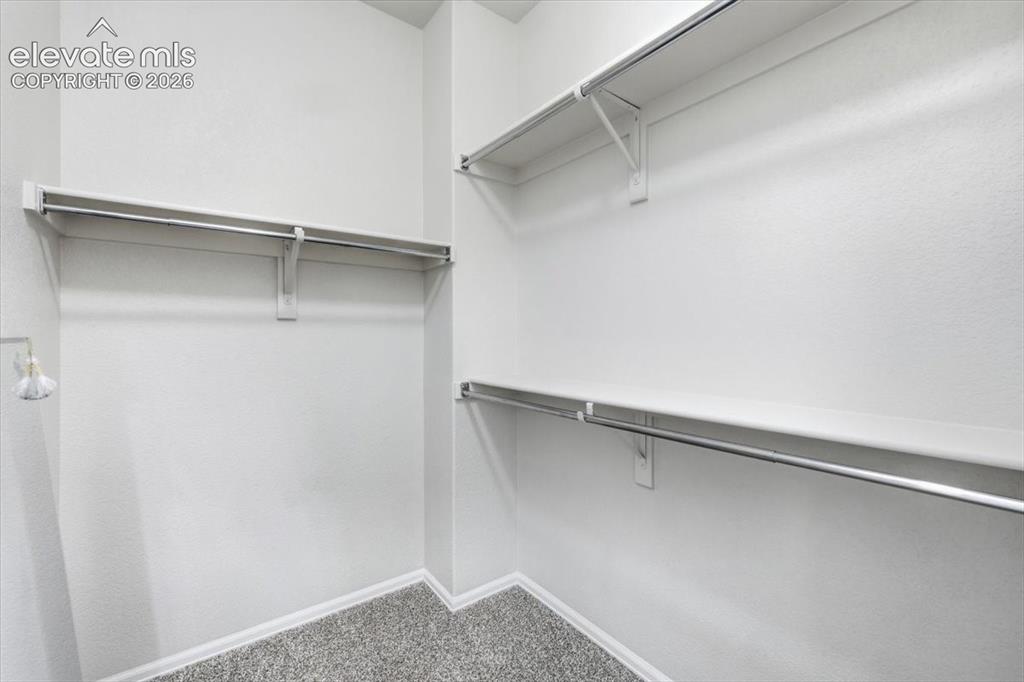 Image 14 of 41: Walk-in Closet!