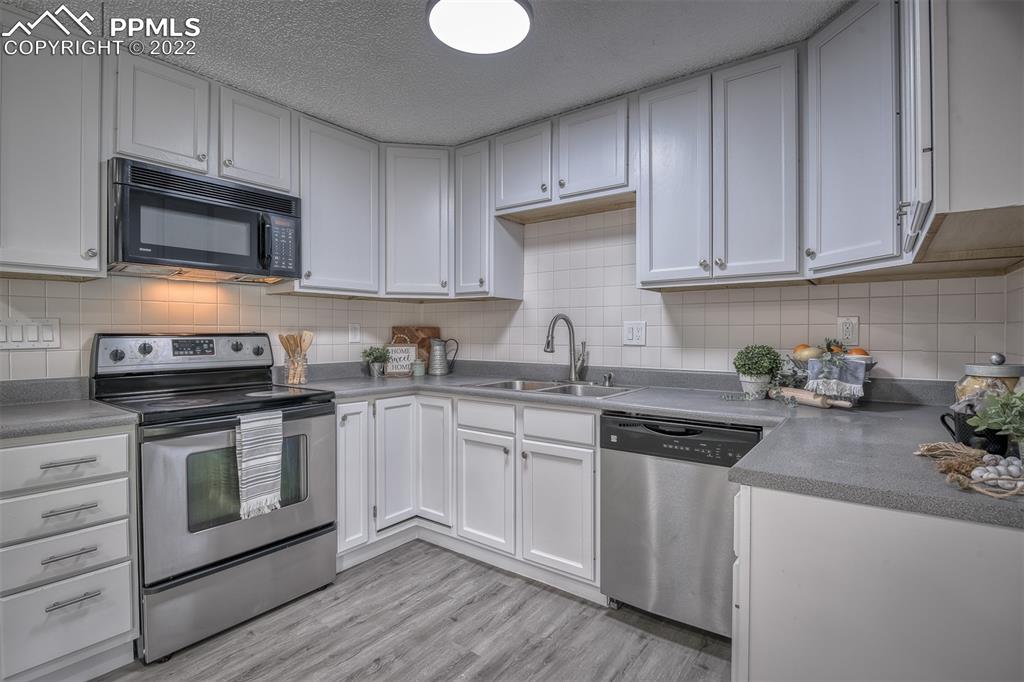 Listing 4825319, Image 13 of 40