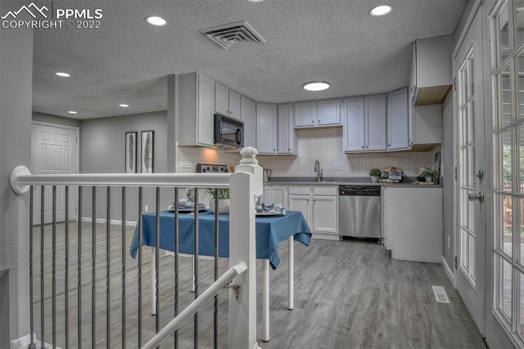 Listing 4825319, Image 16 of 40