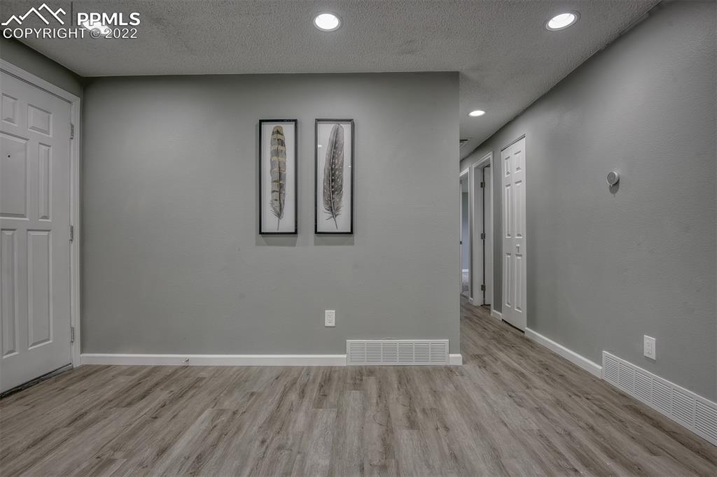 Listing 4825319, Image 17 of 40