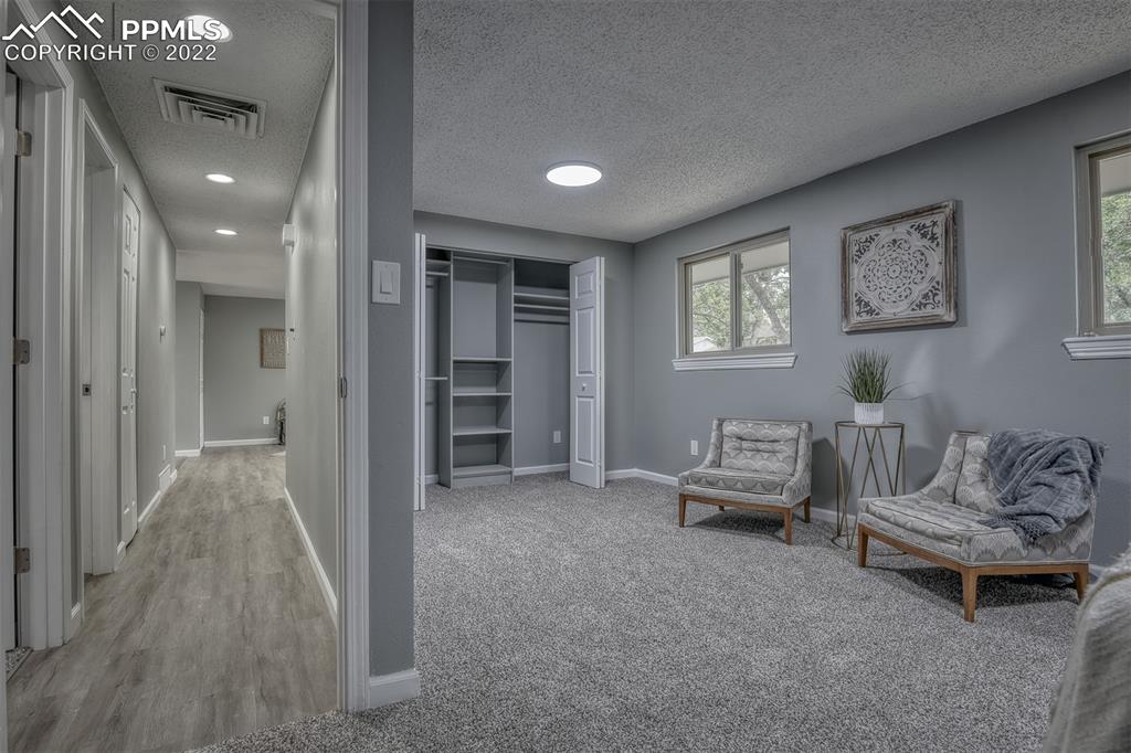 Listing 4825319, Image 24 of 40