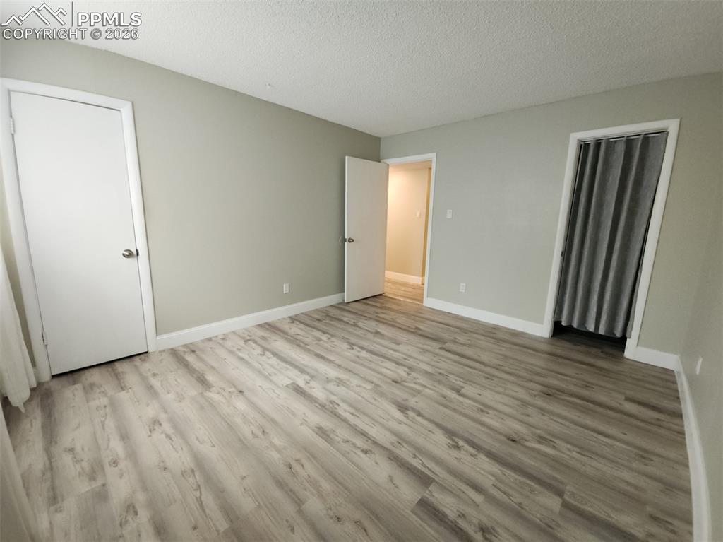 Image 29 of 47: Bedroom