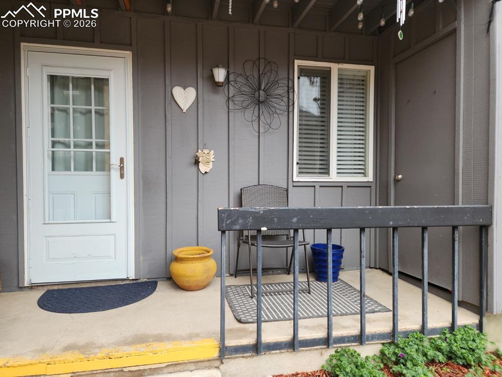 Image 42 of 47: Entry