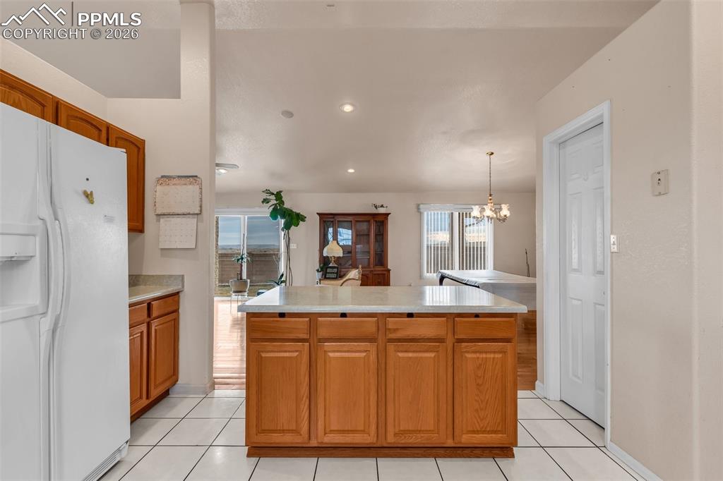 Image 12 of 46: Kitchen