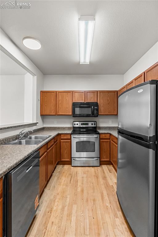 Image 11 of 36: No Description Available