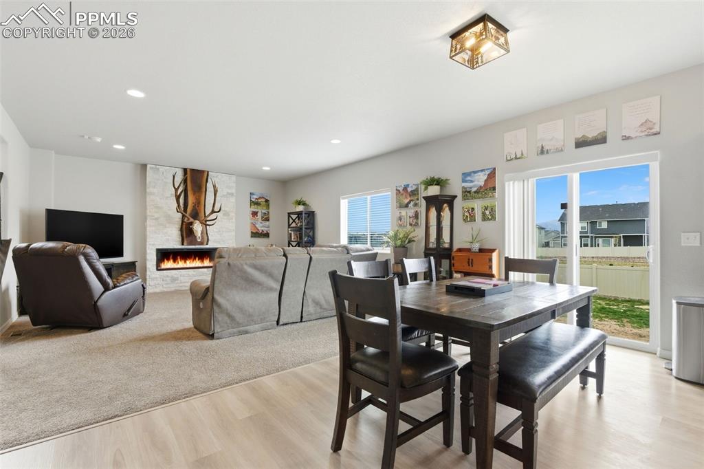 Image 13 of 47: Dining Area