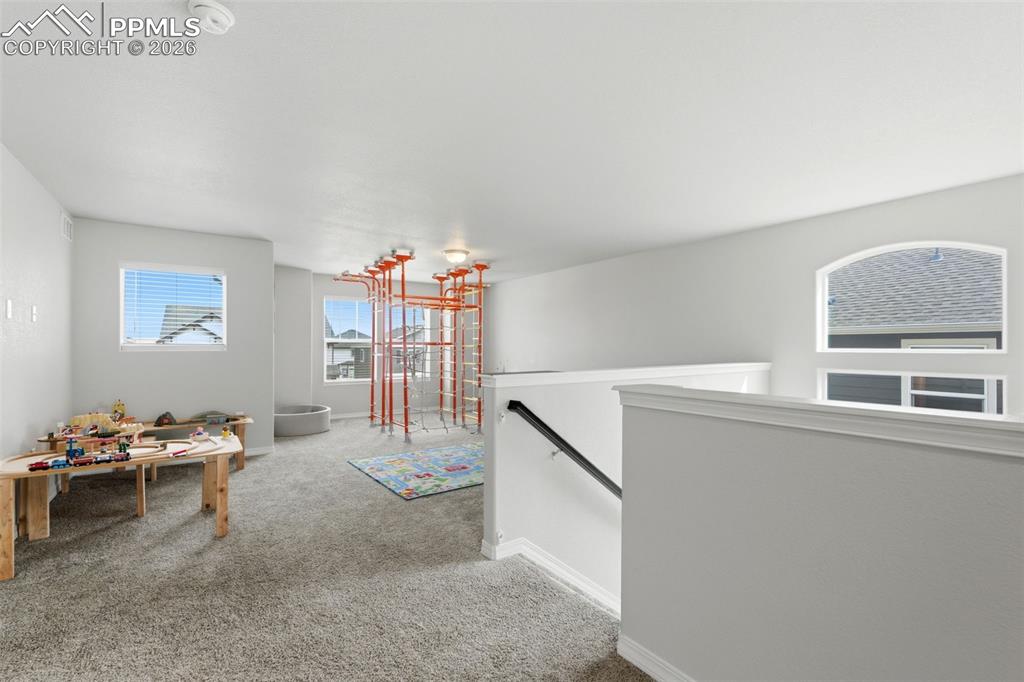 Image 27 of 47: Loft