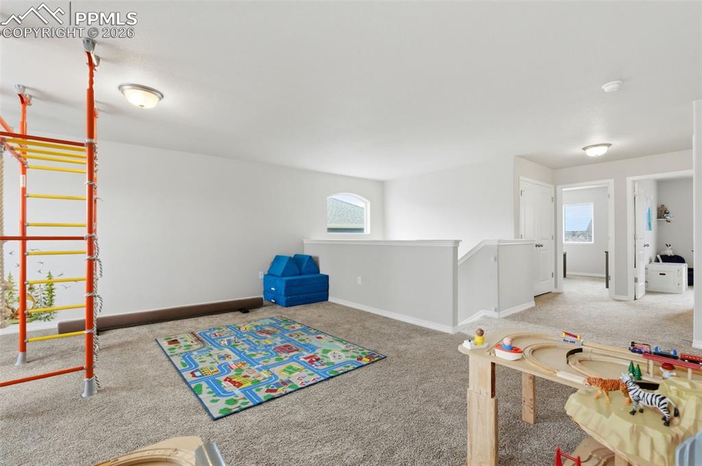 Image 28 of 47: Loft