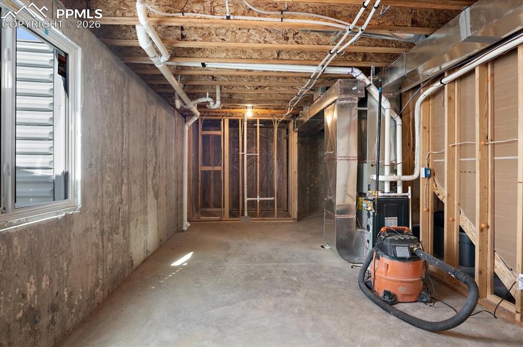 Image 17 of 32: Basement