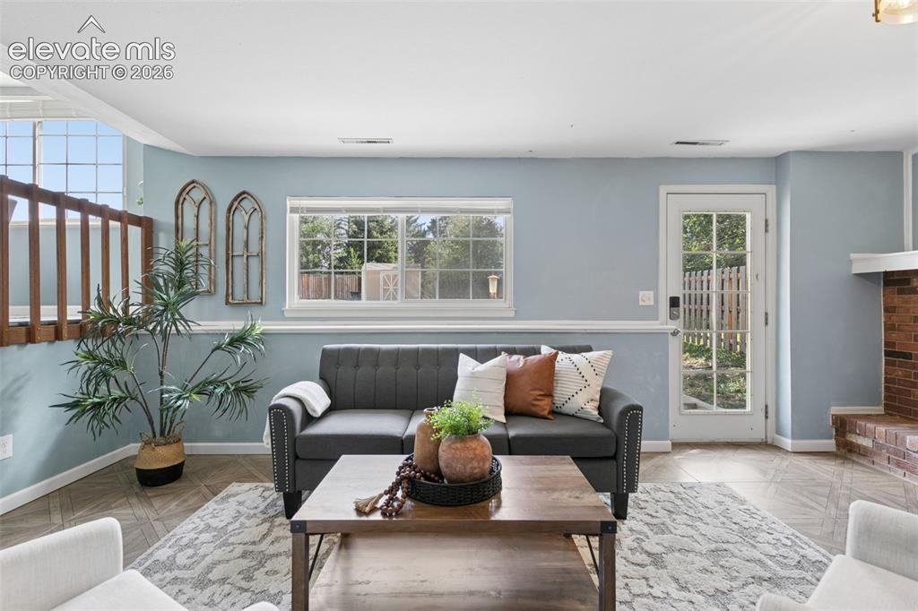 Image 9 of 26: Living Room