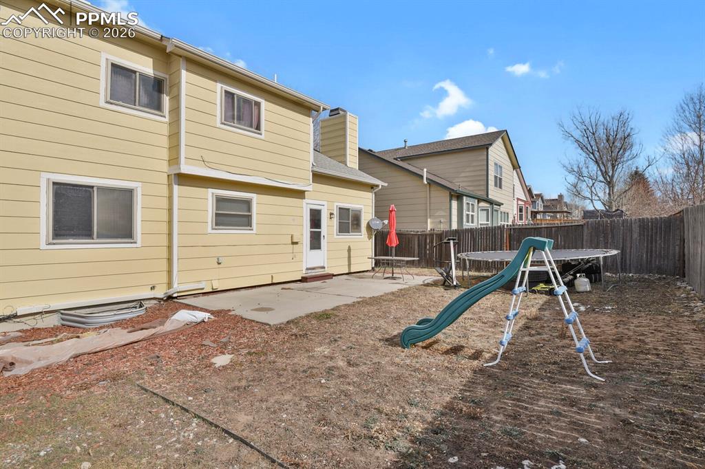 Image 24 of 25: Back of Structure