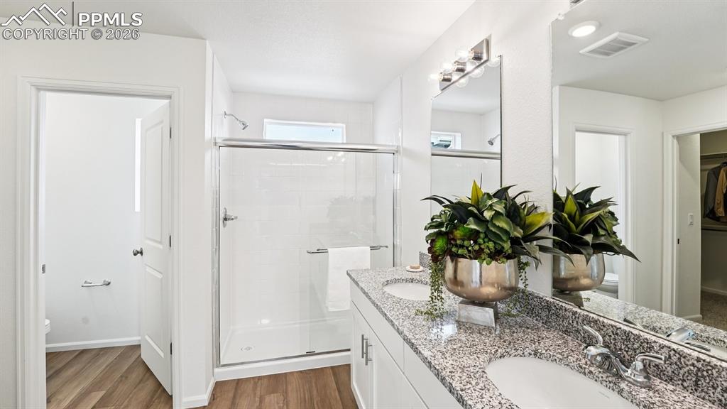 Image 31 of 37: No Description Available