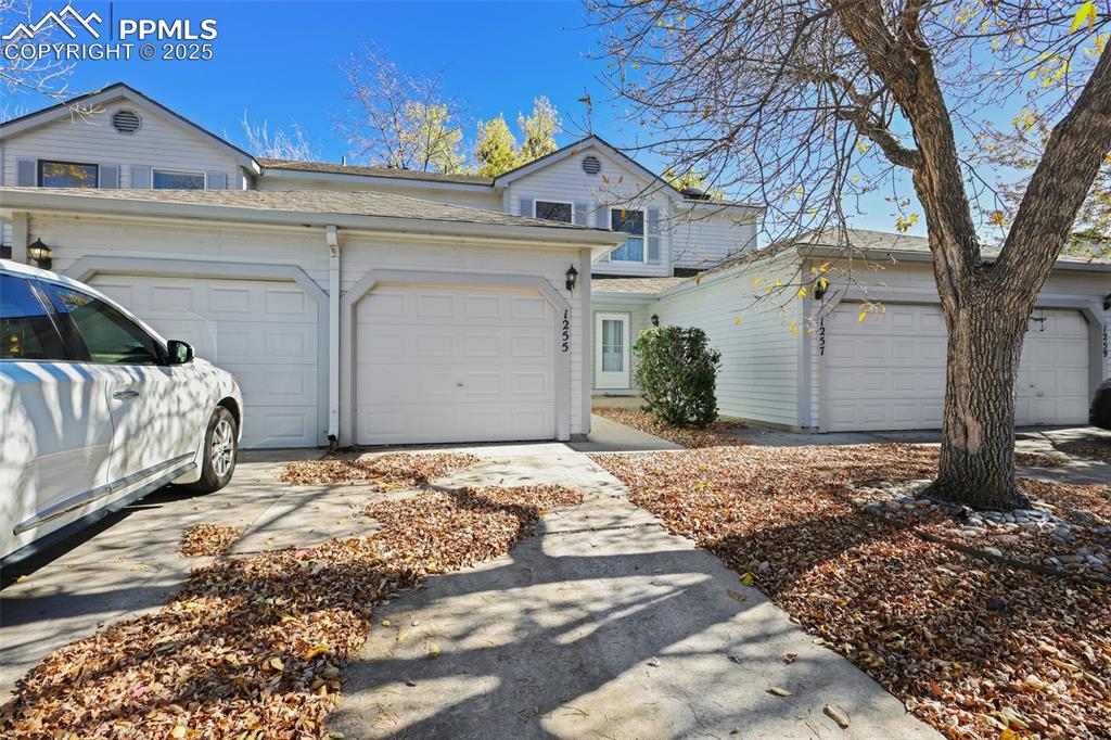 Image 22 of 33: Front of Structure