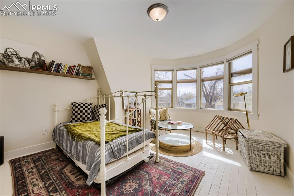 Image 14 of 28: 2nd Upstairs Bedroom 