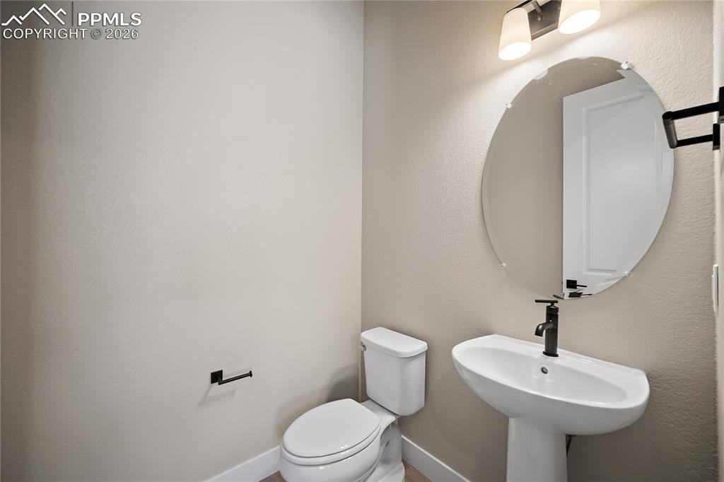 Image 4 of 43: Bathroom