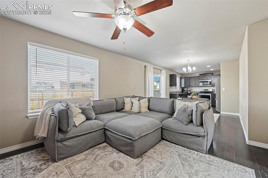 Image 7 of 20: Living Room