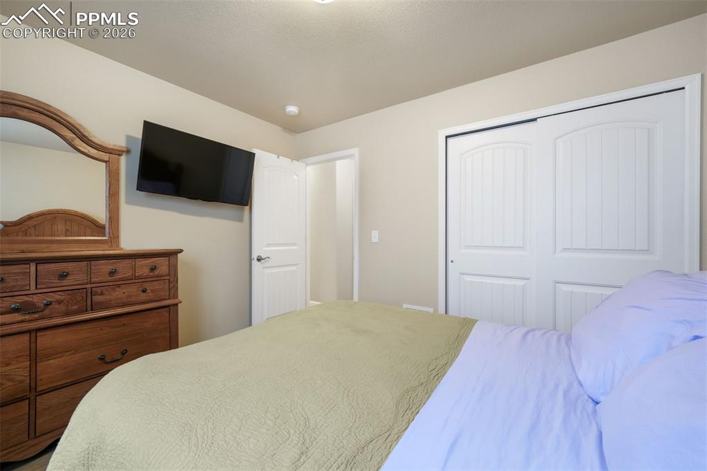 Image 37 of 50: Dual vanity with undermount sinks and laminate countertop