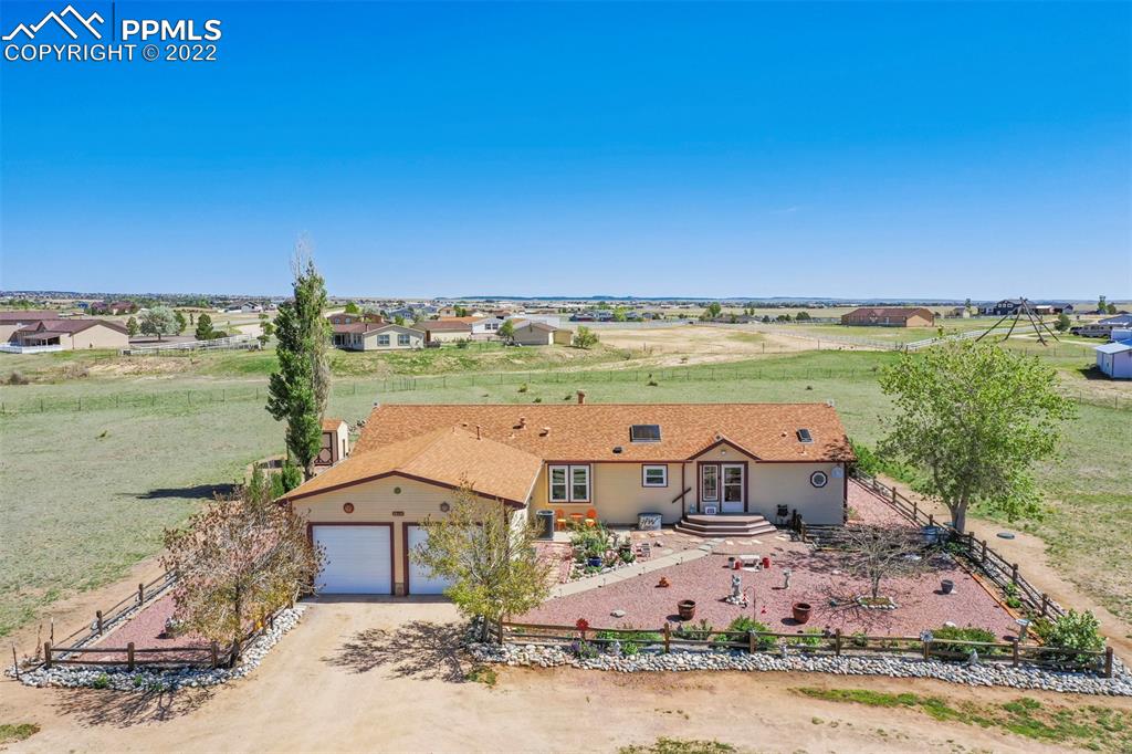 Listing 4841740, Image 2 of 49